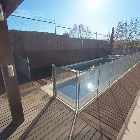 Instalación de valla de piscina en Valencia - KidoSafe