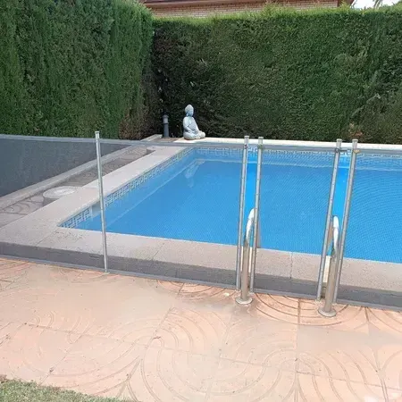 Instalación de valla de piscina en Girona - KidoSafe