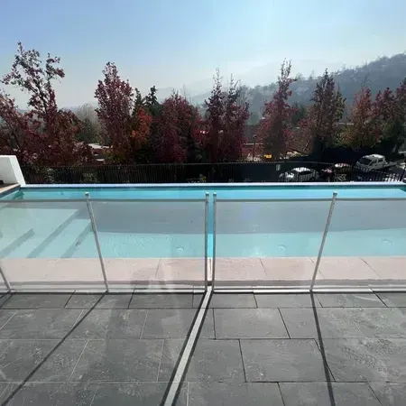 Instalación de valla de piscina en Valencia - KidoSafe