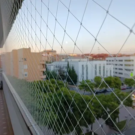 Instalación de red de protección para balcones y terrazas en Valencia - KidoSafe