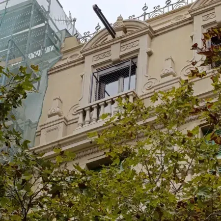 Instalación de red de protección para balcones y terrazas en Barcelona - KidoSafe